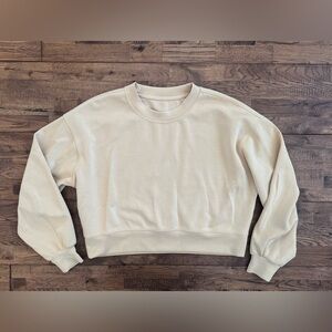 Lululemon Softstreme Perfectly Oversized Cropped Crew Women's Size 6 W3EZLS